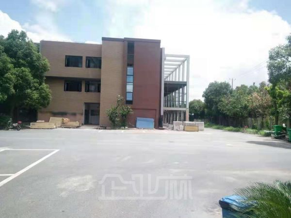 厂房正门图