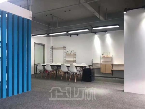 厂房正门图