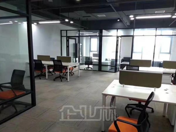 厂房正门图