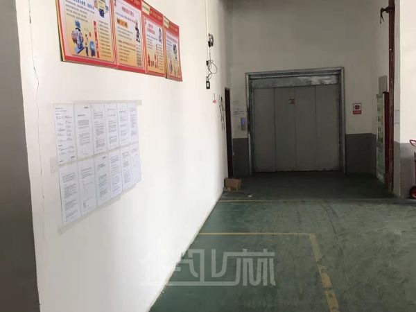 台州路桥 滨海工业园区海丰路 厂房出租2200平方