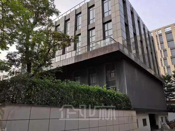 厂房正门图