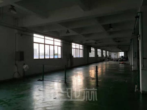 厂房正门图