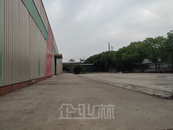 厂房正门图