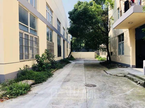 厂房正门图