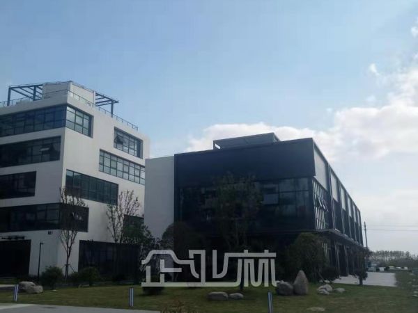 闵行华漕沿江独栋办公楼对外出售，售价5千/㎡，部分栋可分割出售面积450㎡—540㎡