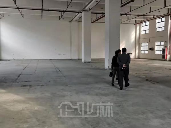 出租:嘉定华亭镇790平一层厂房 层高7.5米 价格1.1元每平天好谈!!