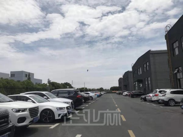 (出租) 九亭独立层 配有办公室 原房东直租 104板块 大车好进出