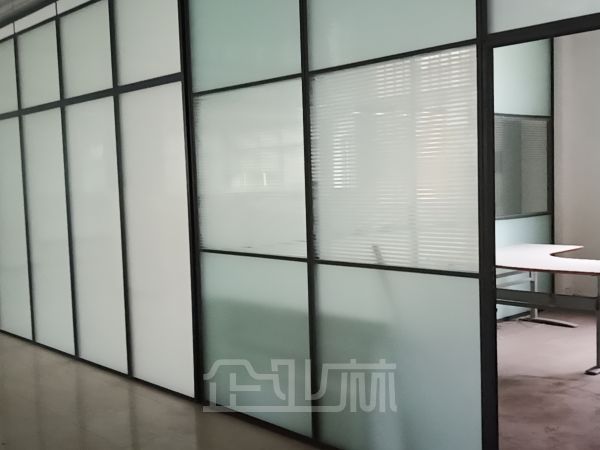 厂房正门图