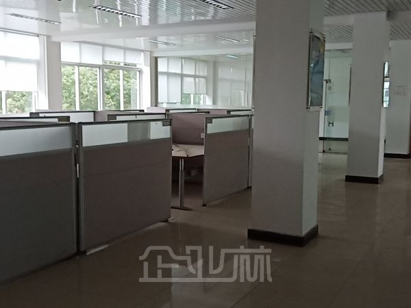 厂房正门图