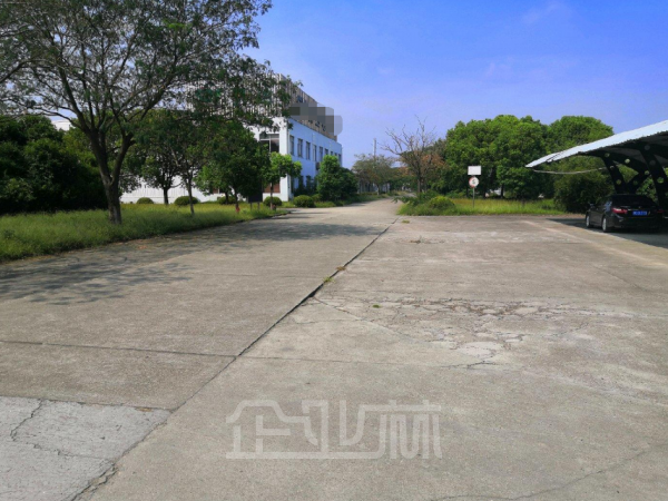 厂房正门图
