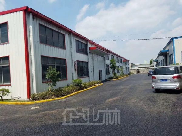 上海莘庄工业区现有3870㎡厂房出租，中间无立柱，层高6-8米，104板块，可环评，可分割970㎡，2200㎡