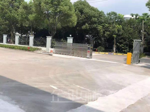 厂房正门图