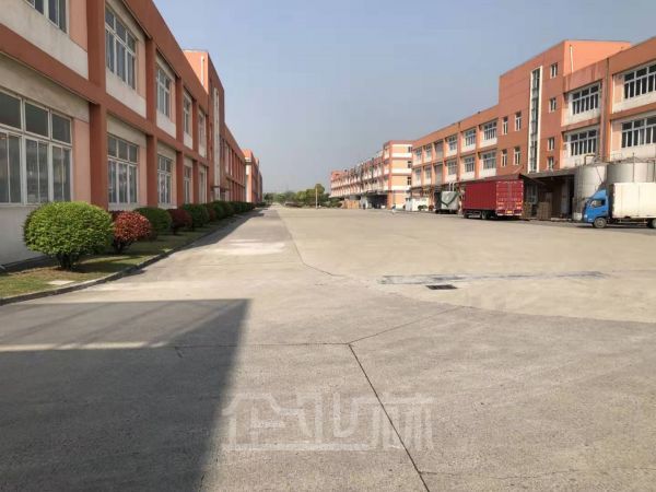 厂房内饰图