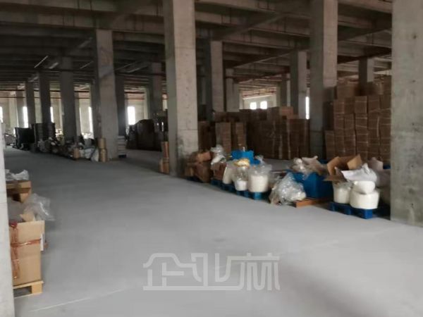 奉贤南桥4000平一楼对外出租   租金1.2元/天/平米