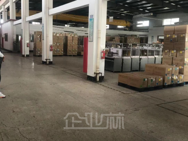 厂房正门图