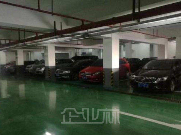 厂房正门图