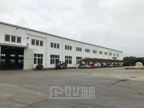 出租：金山山阳工业区104板块11米层高25000平厂房 可分割