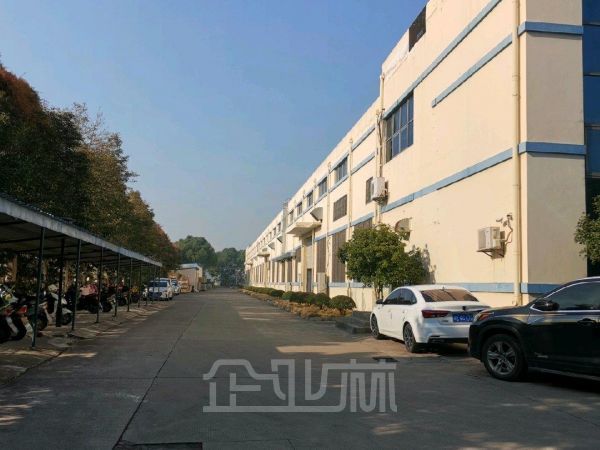 苏州园区唯亭6700平架行车厂房出租