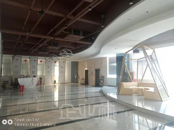 厂房正门图