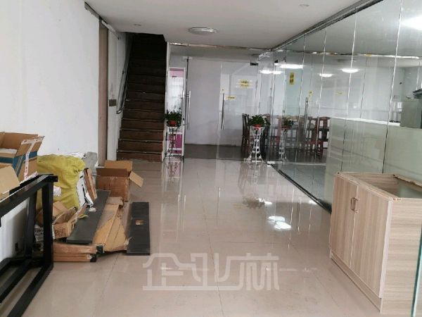 厂房正门图