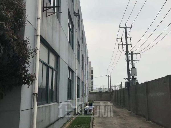 厂房正门图