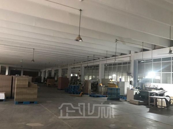 出租无锡锡山8000平印刷包装厂