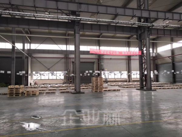 厂房正门图