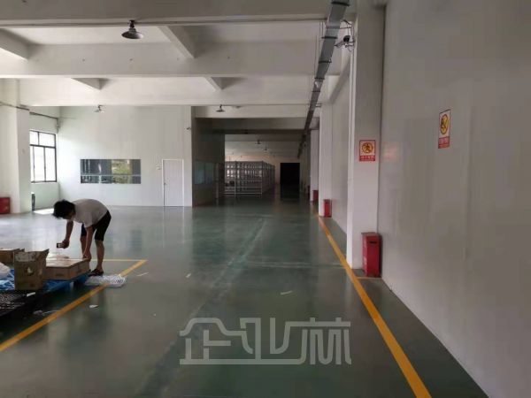 厂房正门图