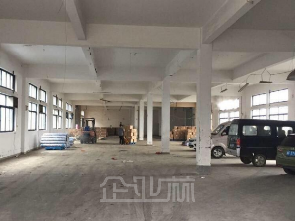 出租：嘉善3000平独门独院厂房 价格0.67元每平天 好谈！！