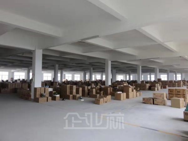 厂房正门图