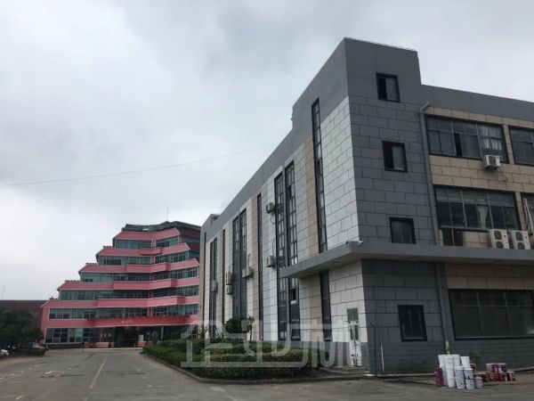 出租：闵行梅陇104板块8000平厂房 可分割