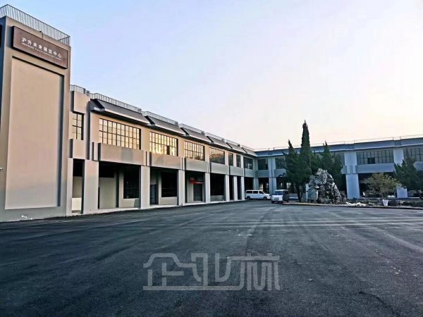 厂房正门图