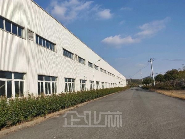厂房正门图