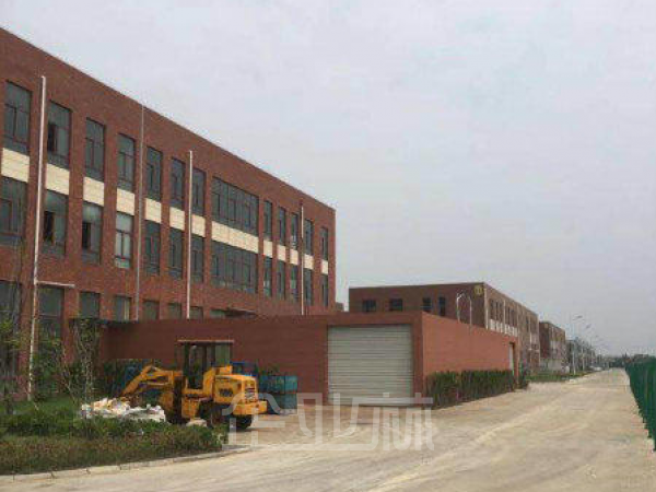 厂房正门图