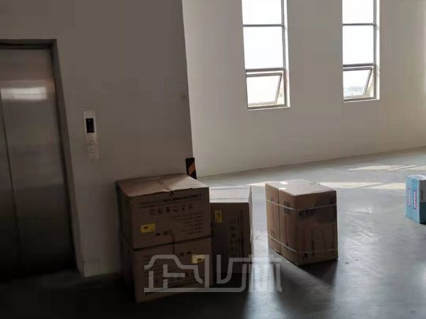厂房正门图