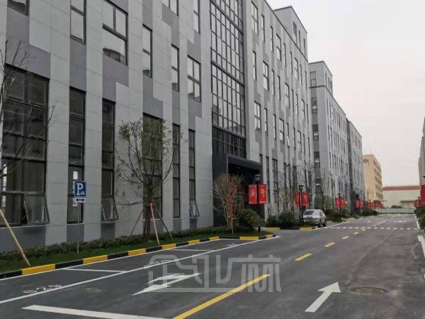 松江泗泾5000平四层厂房对外出租
