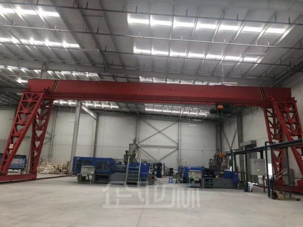南通崇川3500平单层厂房对外出租   租金0.8元/天/平米