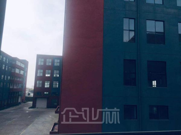 厂房正门图