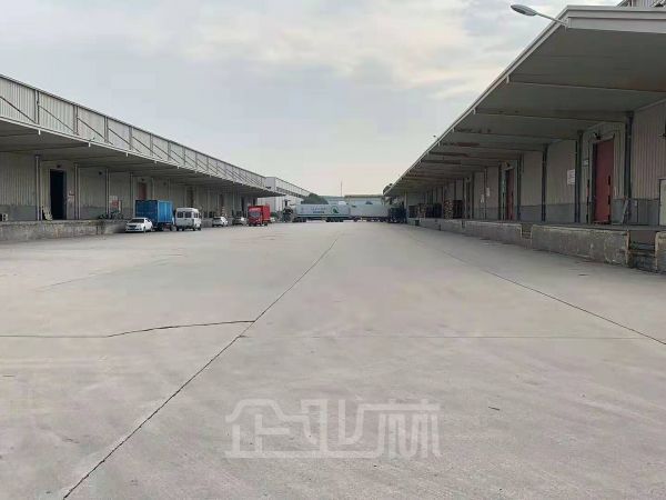 厂房正门图