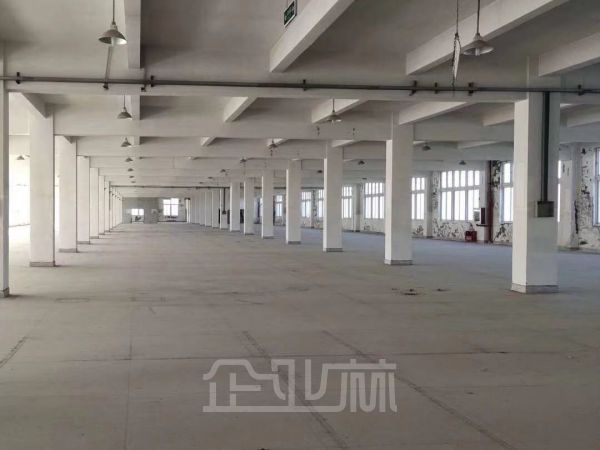仓库正门图