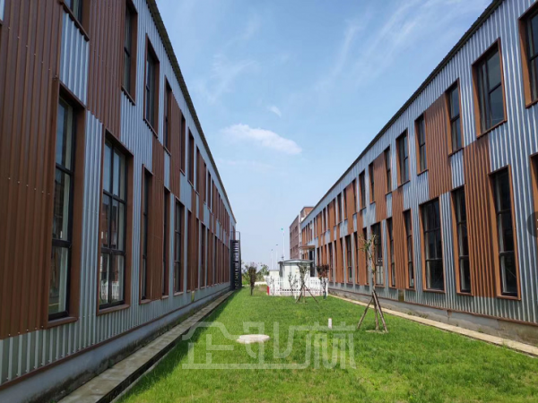 单层独栋厂房最后一栋，50年产权，可贷款