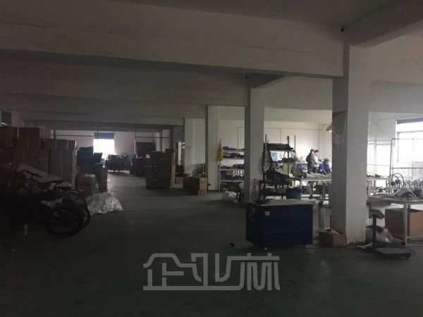 出租位于武进湖塘纺织城与汽配城间的二楼仓库或者厂房