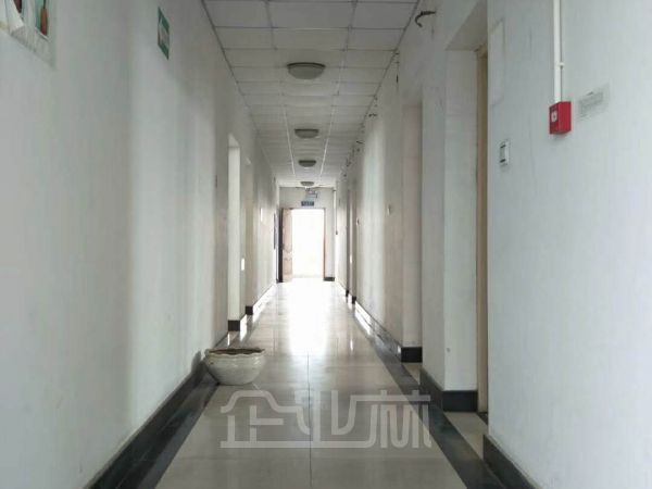 厂房正门图