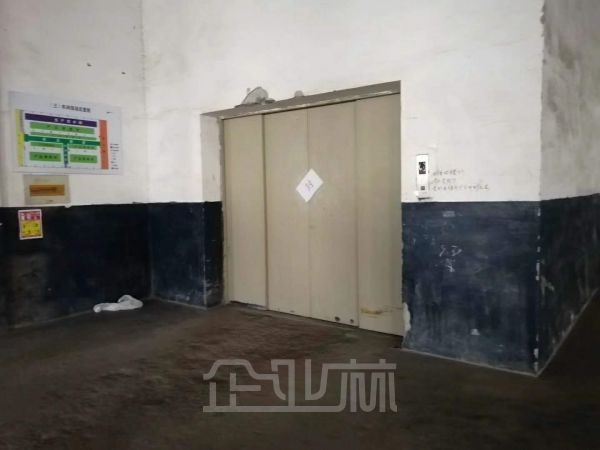 厂房正门图
