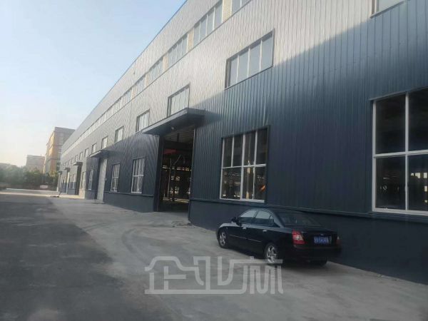 无锡宜兴经济开发区独门独院单层厂房出租，面积18000平，宿舍办公配套齐全离市区3公里