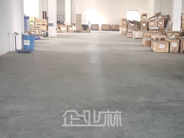 厂房正门图