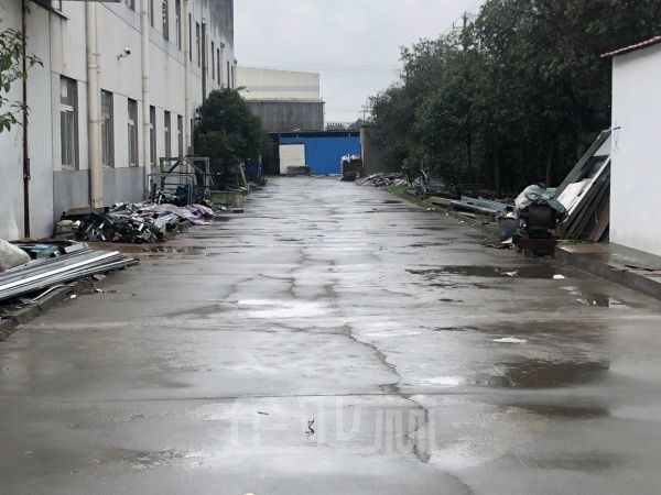 厂房正门图