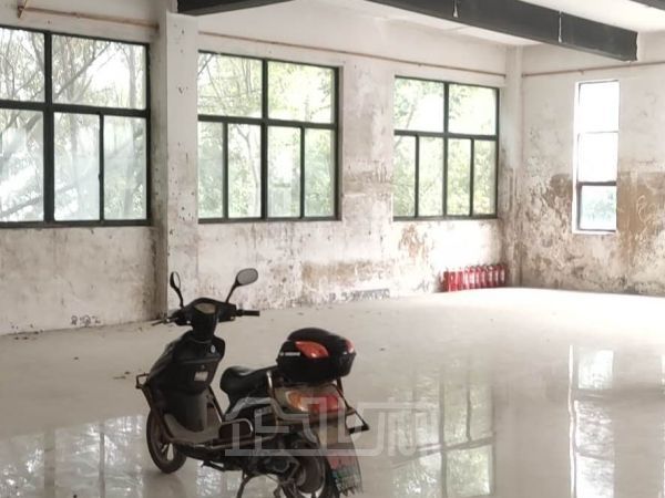 厂房正门图