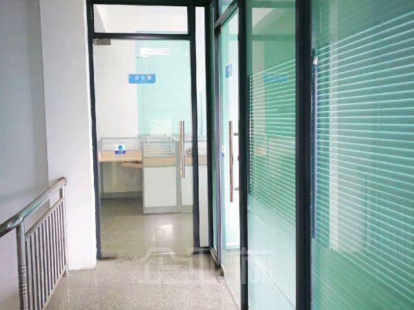 厂房正门图
