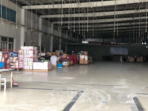 厂房内饰图